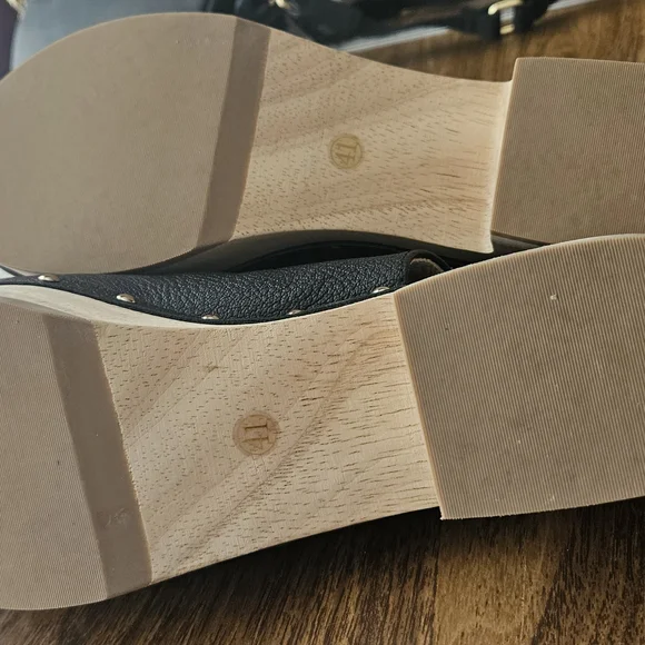 Gorman Black Leather Slingback Mules - Picture 3 of 4